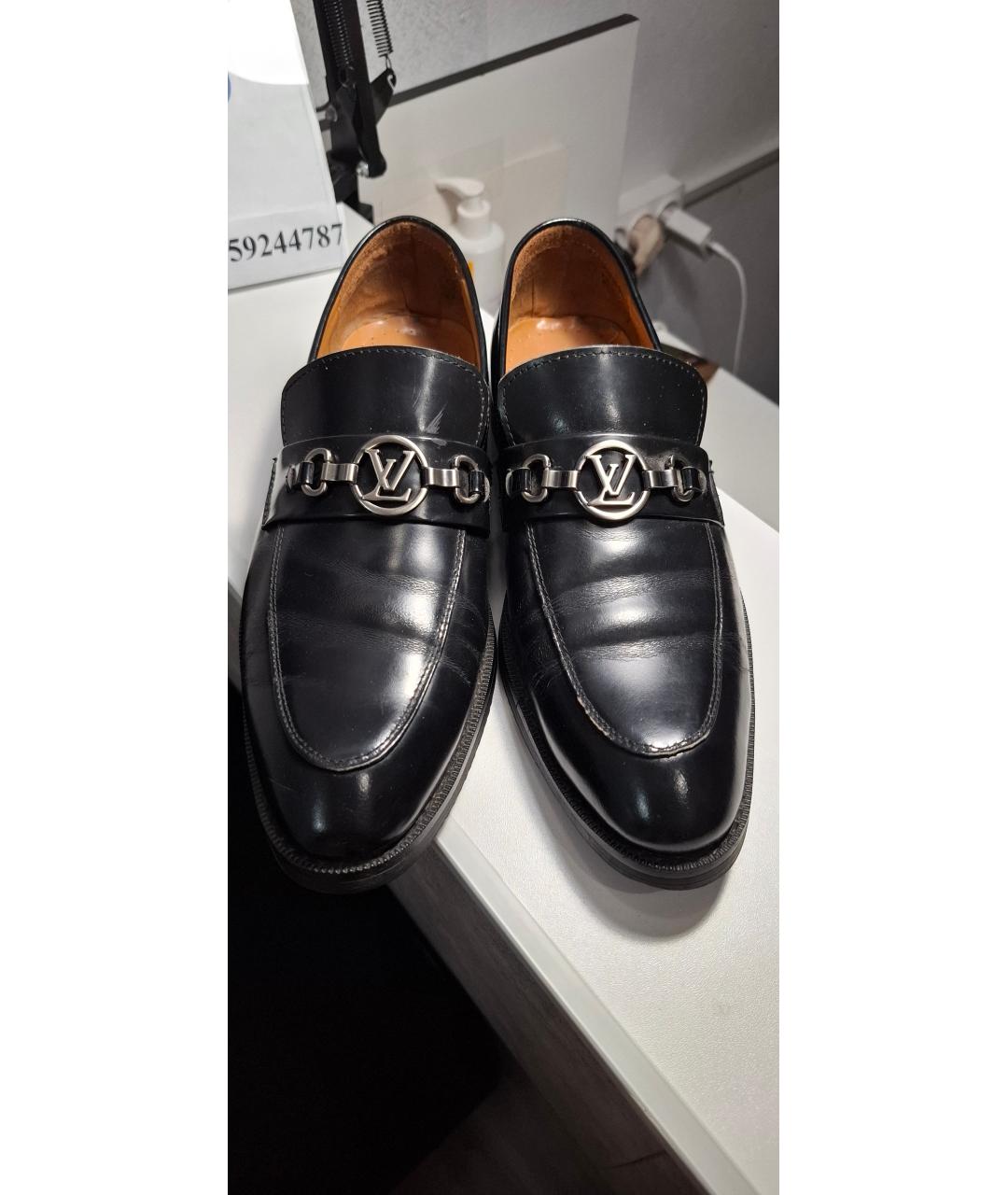 LOUIS VUITTON Черные лоферы из лакированной кожи, фото 6