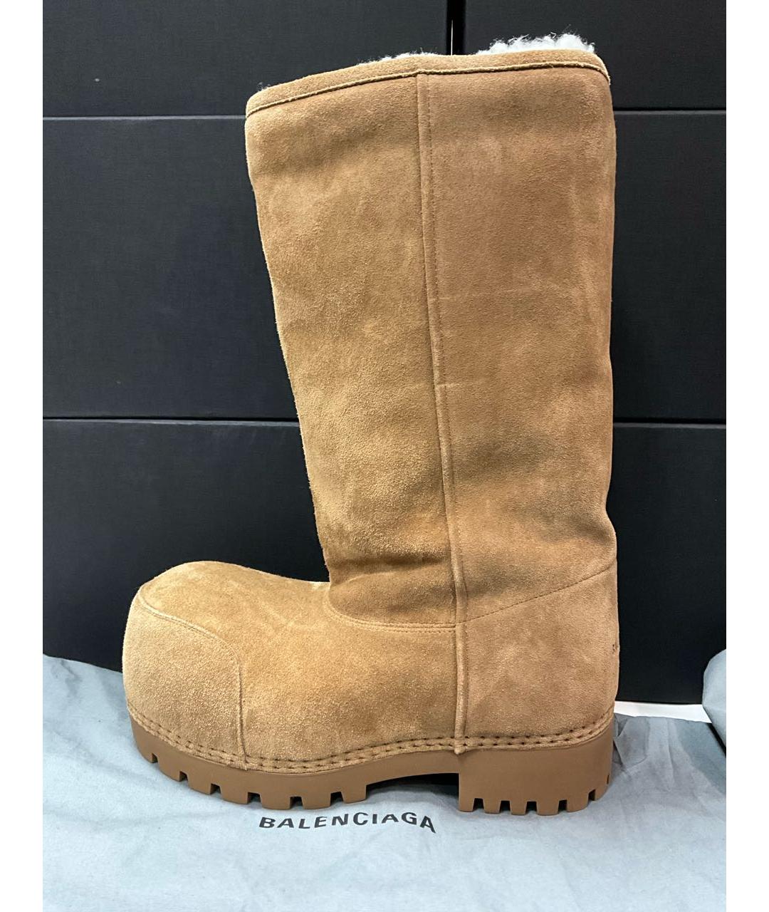 BALENCIAGA Коричневые замшевые сапоги, фото 2