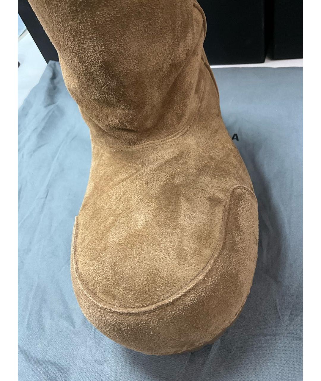 BALENCIAGA Коричневые замшевые сапоги, фото 3