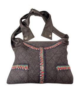 CHANEL Сумка через плечо