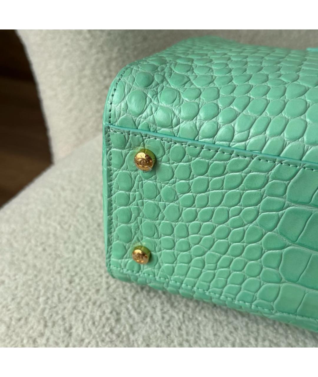 CHANEL Бирюзовая кожаная сумка с короткими ручками, фото 5