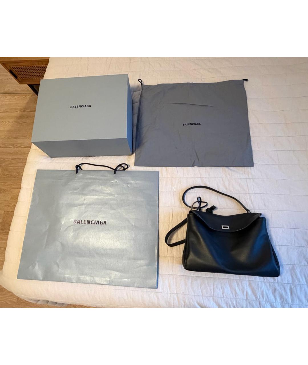 BALENCIAGA Черная кожаная сумка через плечо, фото 5