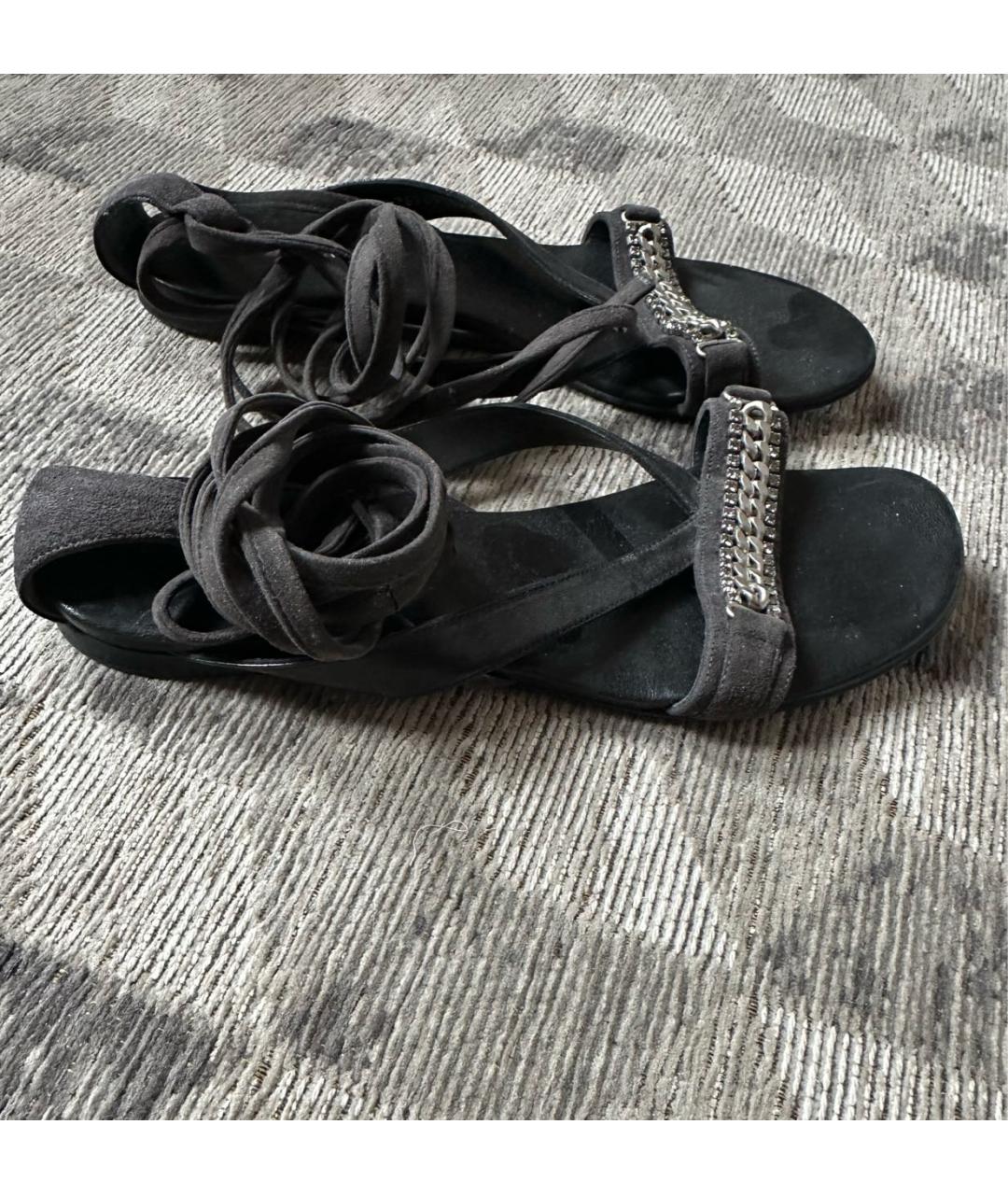 BARBARA BUI Черные нубуковые босоножки, фото 3