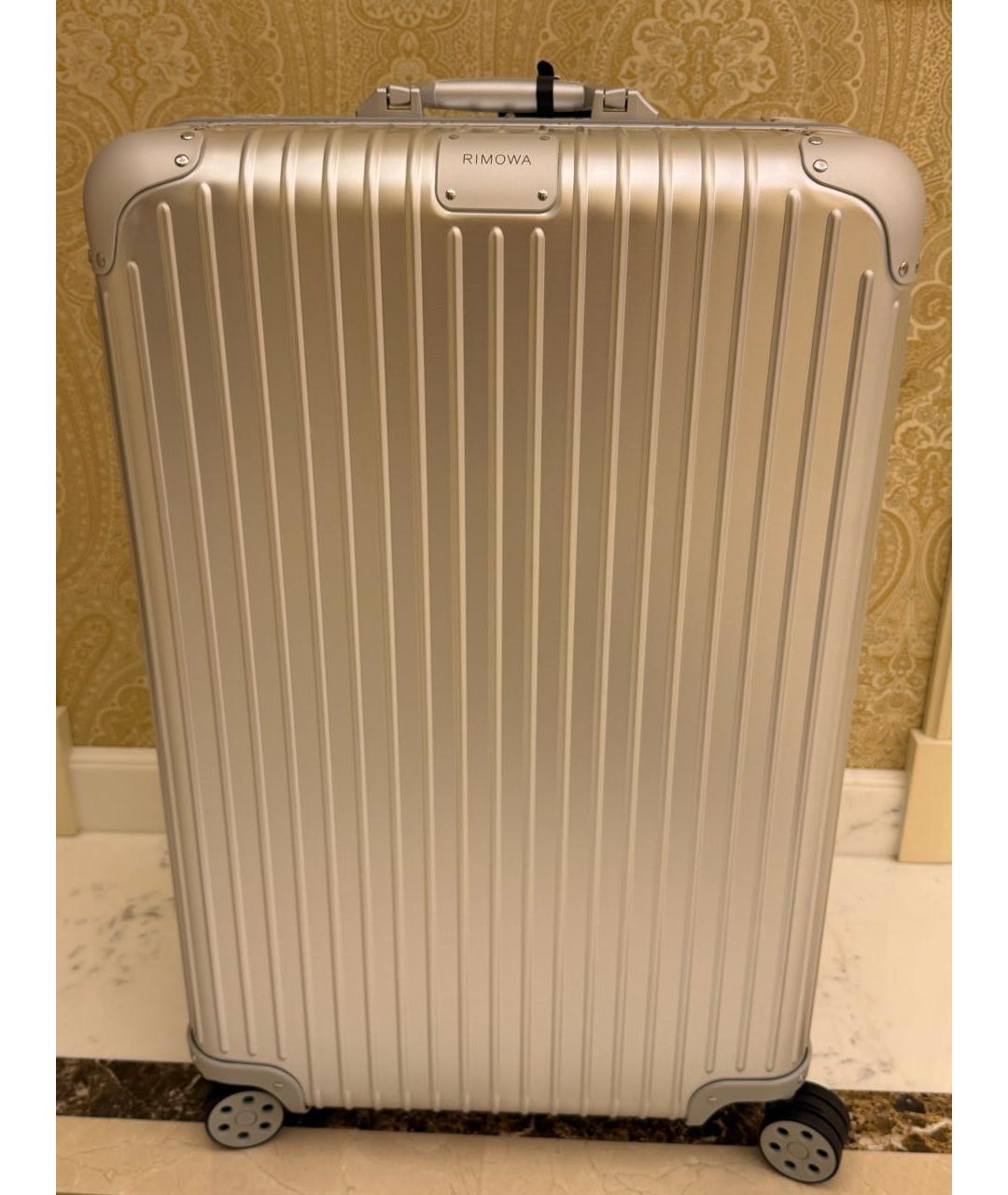 Rimowa Серебрянный чемодан, фото 3