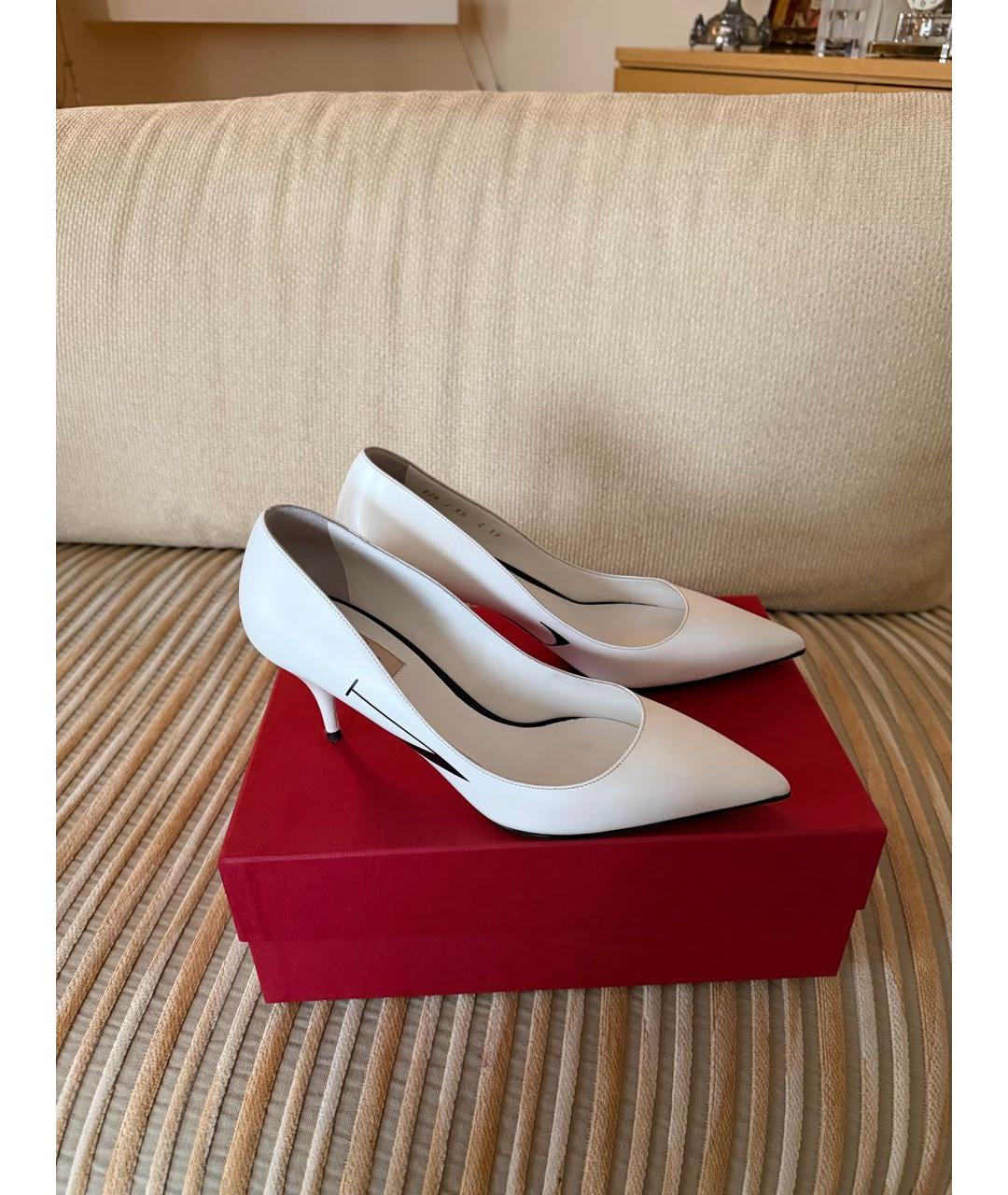 VALENTINO Белые кожаные туфли, фото 8