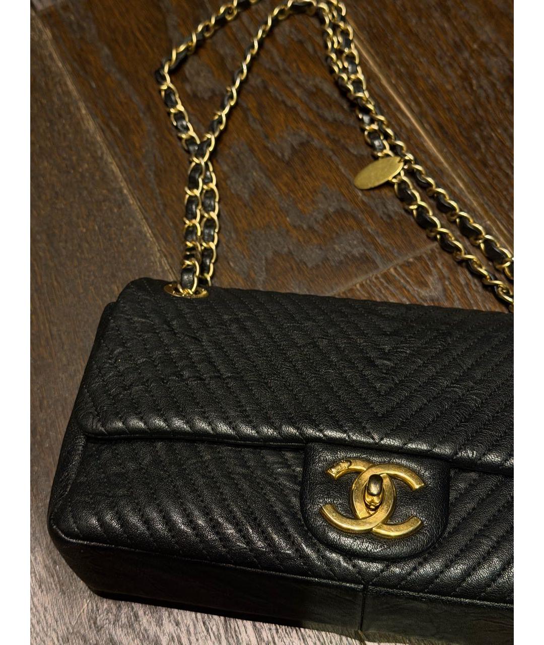 CHANEL Черная кожаная сумка через плечо, фото 6