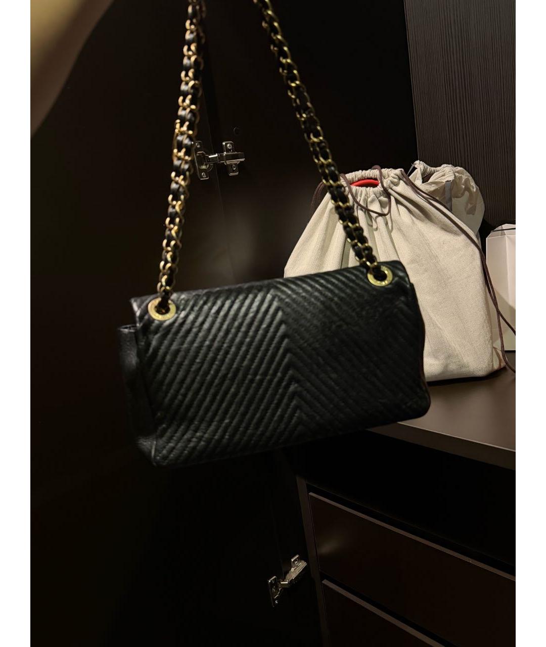 CHANEL Черная кожаная сумка через плечо, фото 3