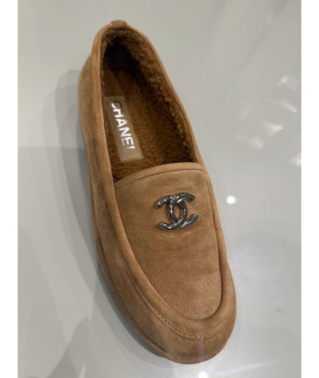 CHANEL Бежевые замшевые лоферы, фото 4