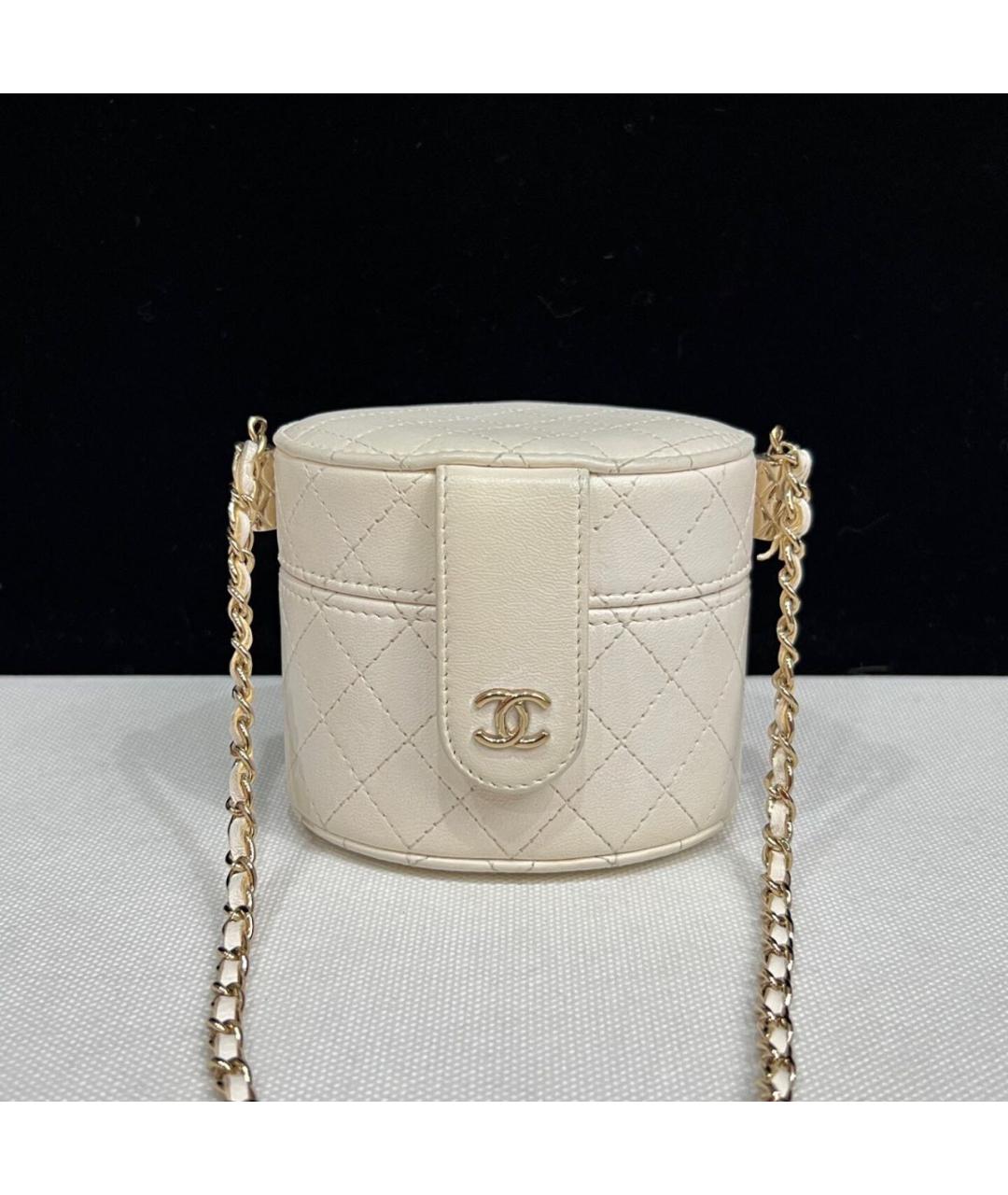 CHANEL Белая кожаная сумка через плечо, фото 5