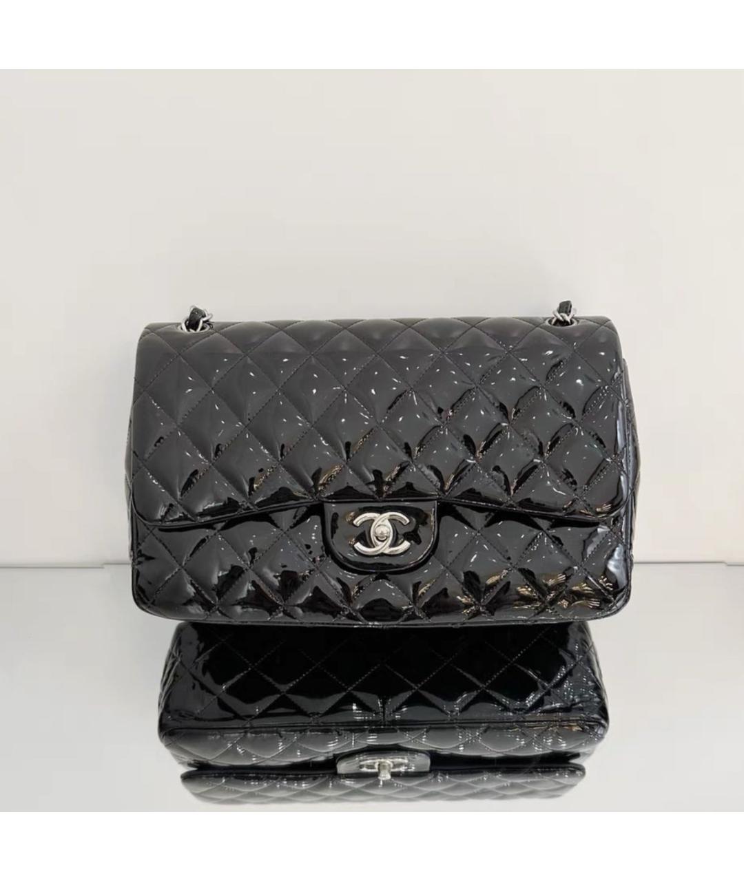 CHANEL Черная сумка через плечо из лакированной кожи, фото 5