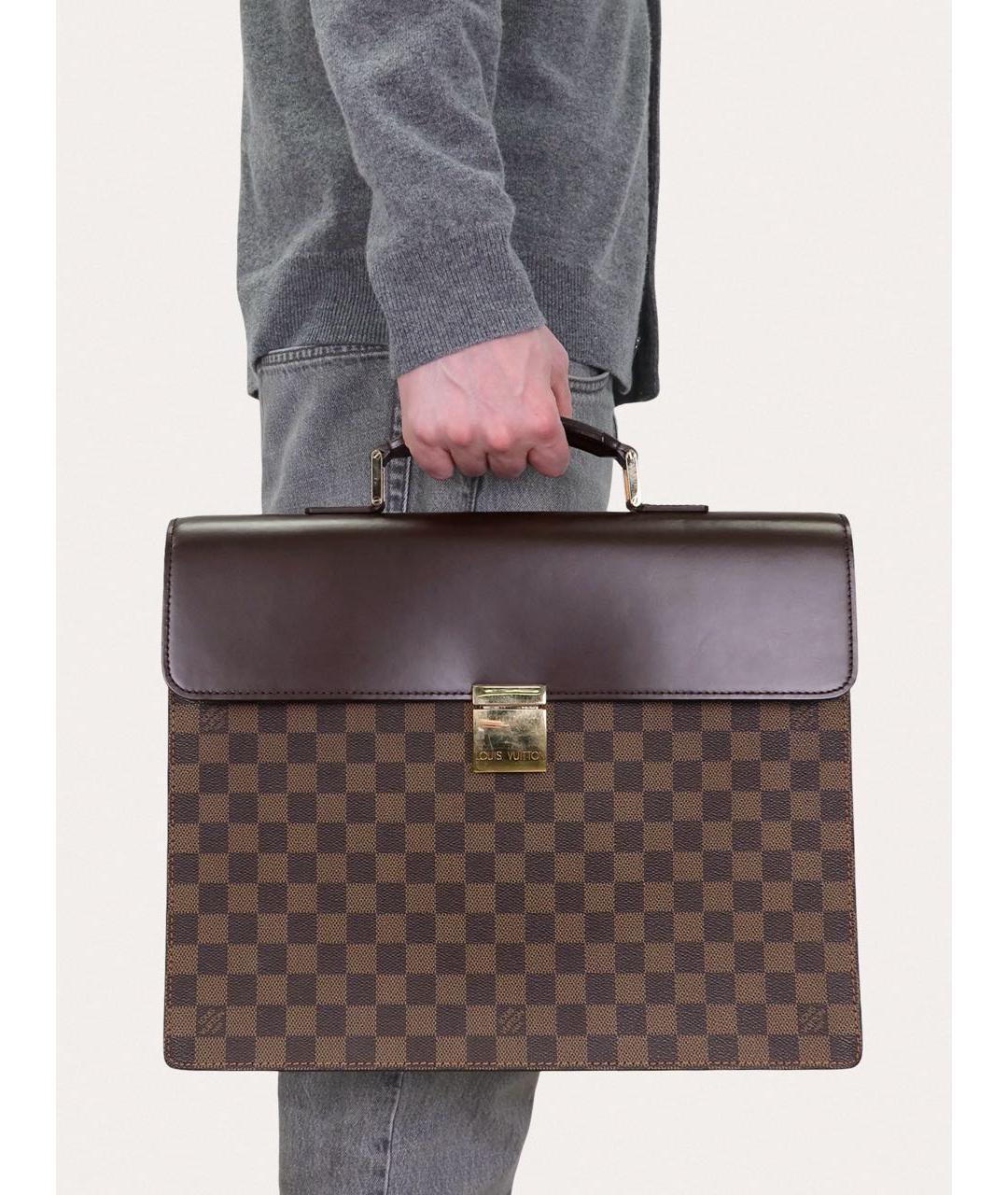 LOUIS VUITTON Коричневый портфель, фото 7