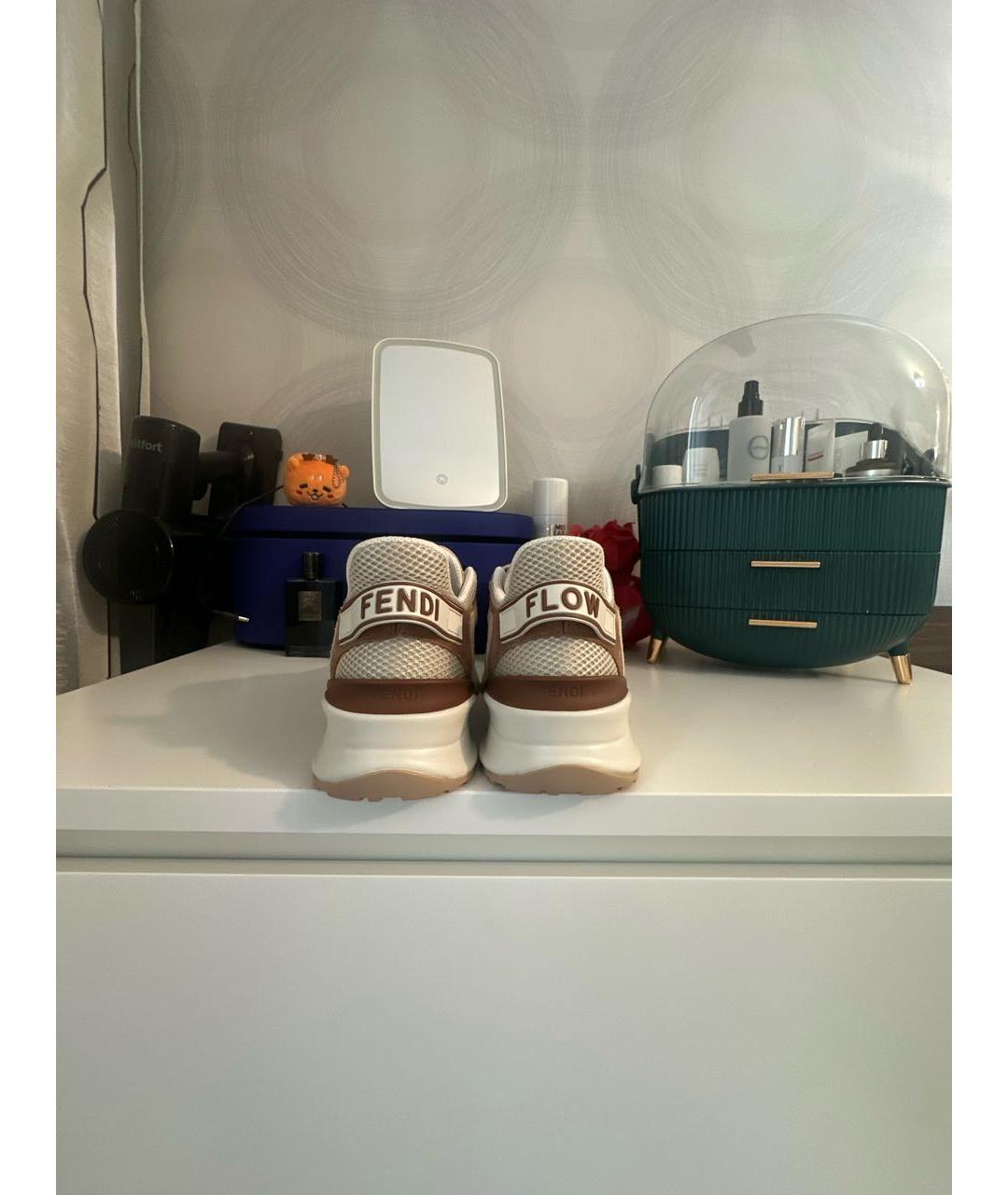 FENDI Бежевые текстильные кроссовки, фото 4