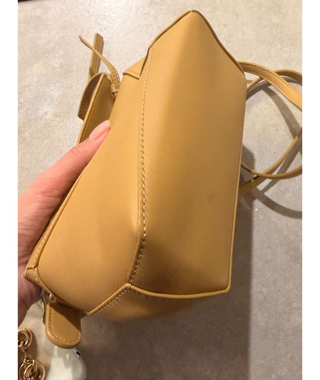 LOEWE Горчичная кожаная сумка с короткими ручками, фото 4
