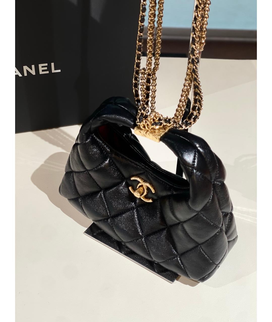 CHANEL Черная кожаная сумка с короткими ручками, фото 4