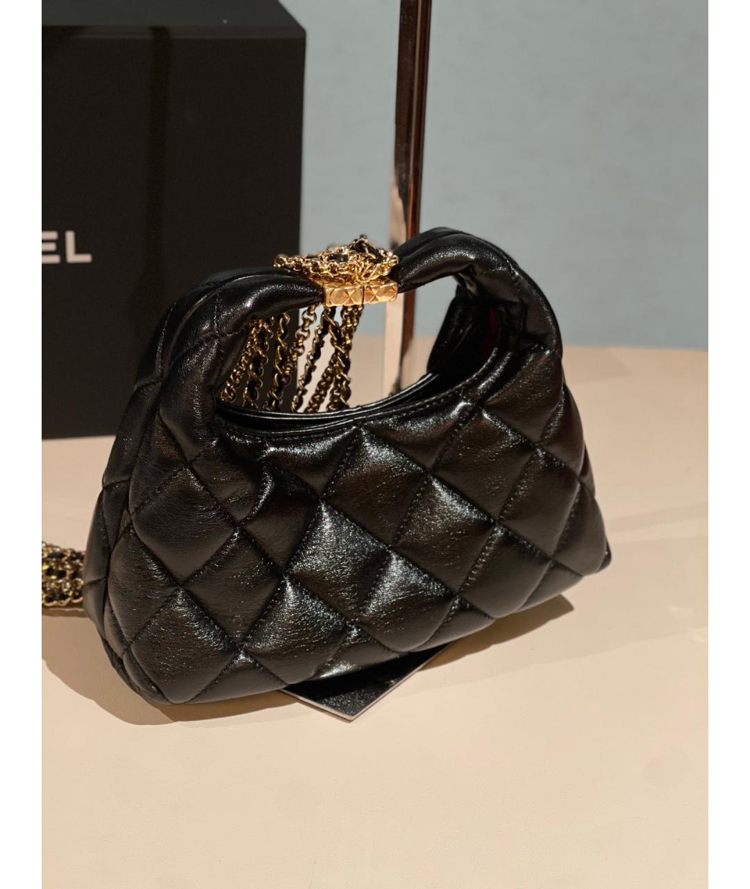 CHANEL Черная кожаная сумка с короткими ручками, фото 3