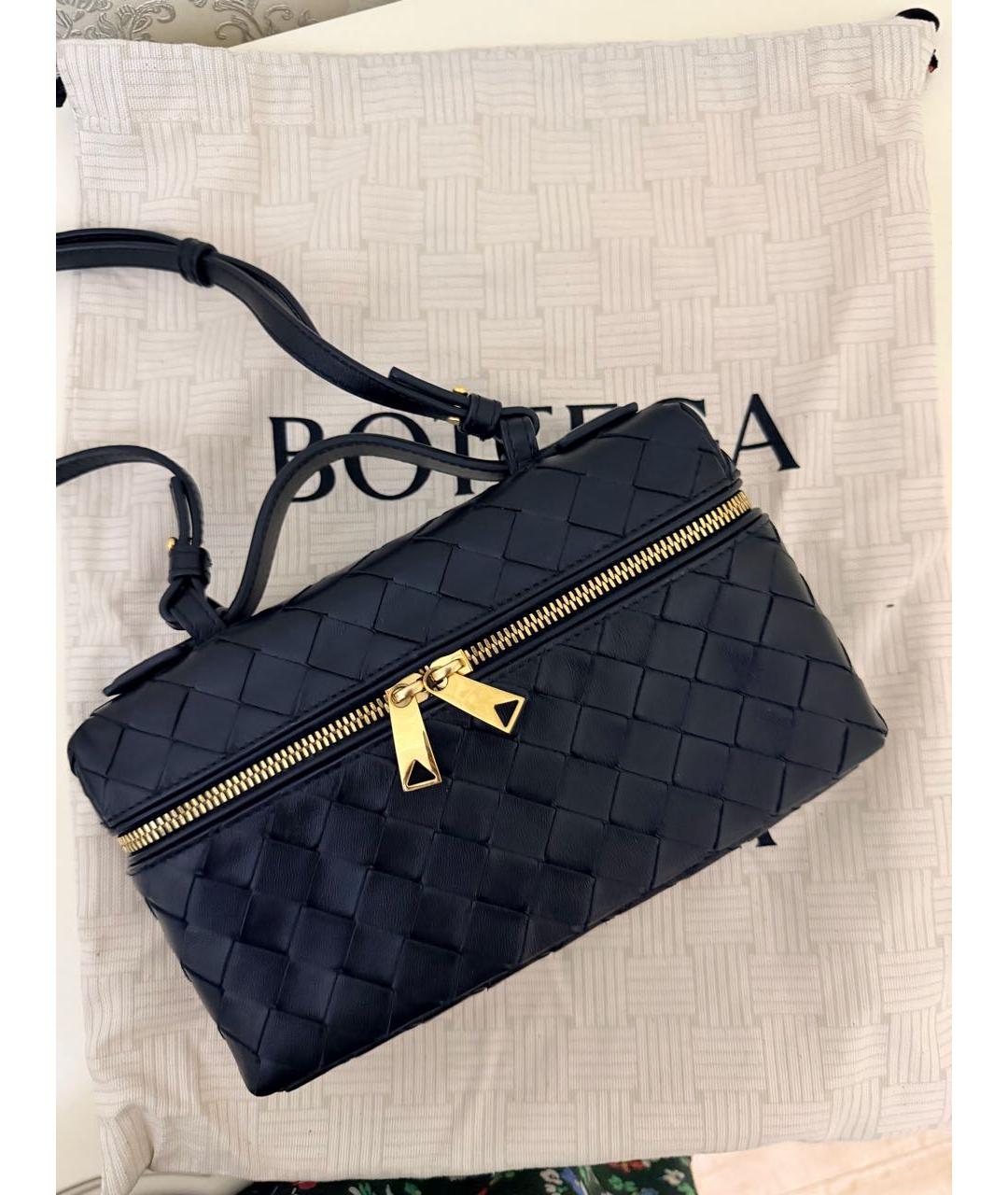 BOTTEGA VENETA Черная кожаная сумка с короткими ручками, фото 2