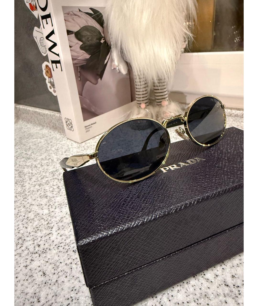 PRADA Черные солнцезащитные очки, фото 5