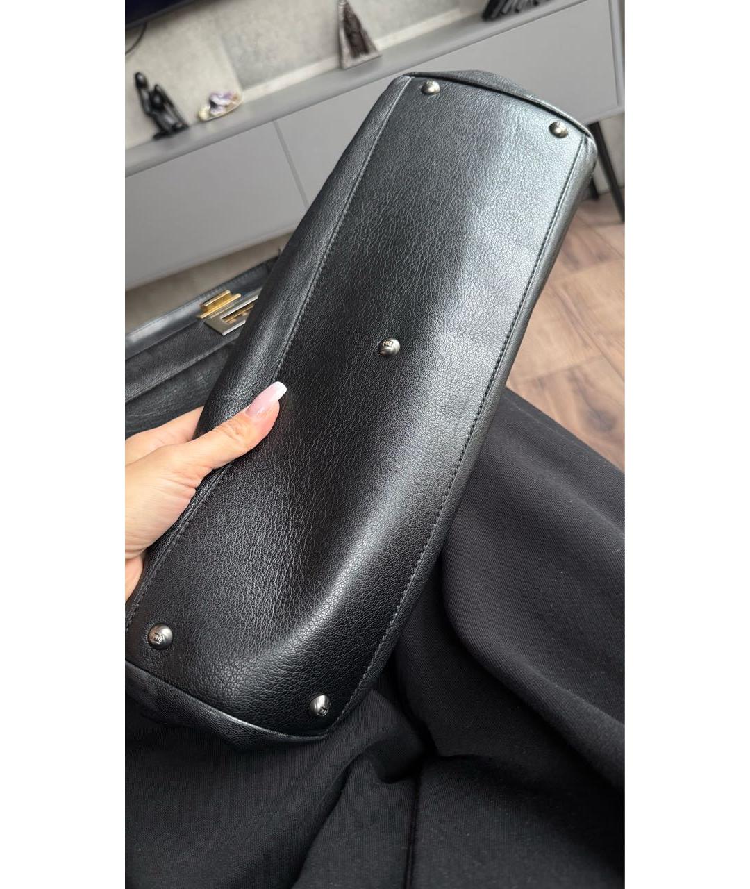 FENDI Черная кожаная сумка с короткими ручками, фото 4