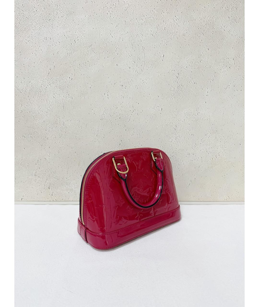 LOUIS VUITTON Красная сумка с короткими ручками из лакированной кожи, фото 3