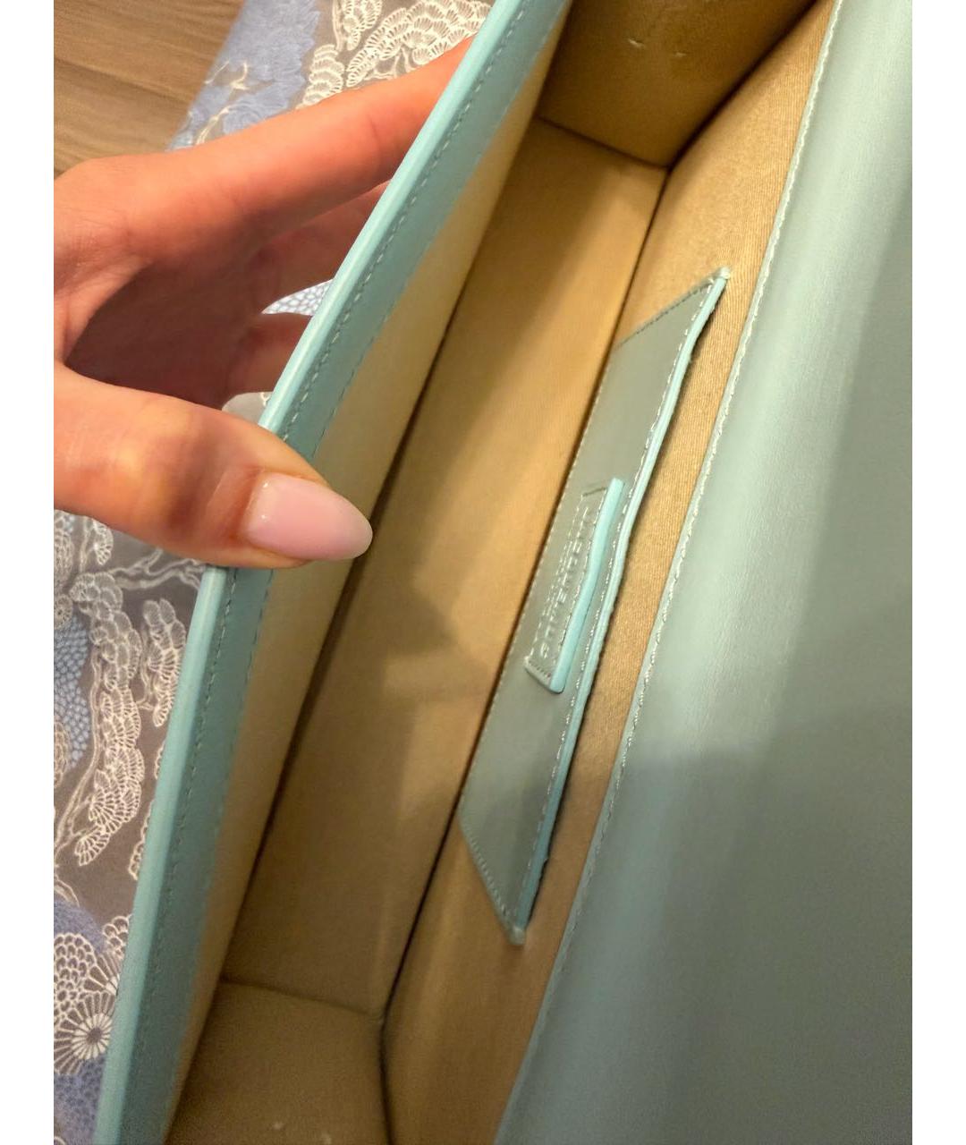 JACQUEMUS Голубая кожаная сумка с короткими ручками, фото 4