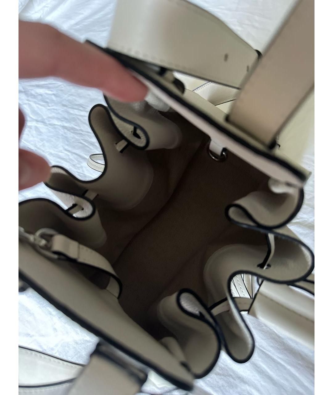 LOEWE Белая кожаная сумка с короткими ручками, фото 5