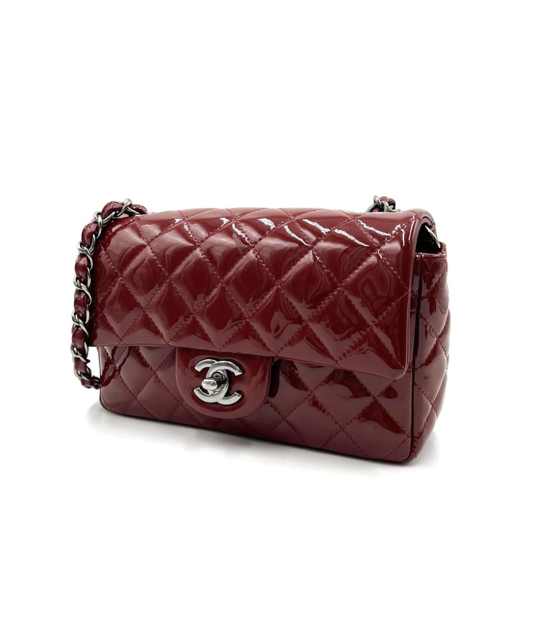 CHANEL Красная сумка через плечо из лакированной кожи, фото 2