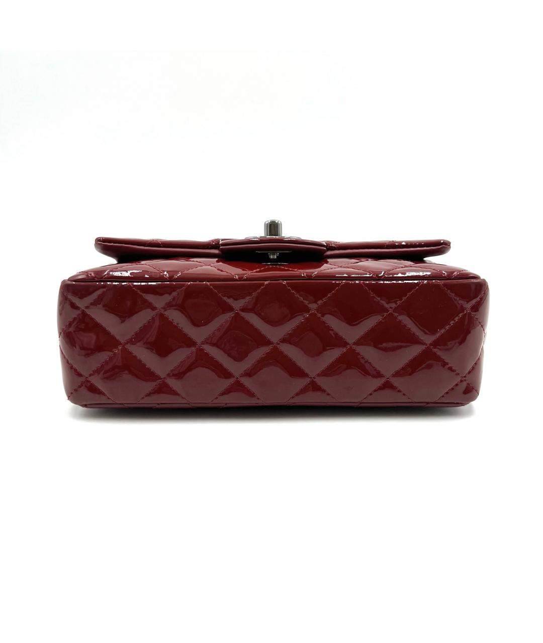 CHANEL Красная сумка через плечо из лакированной кожи, фото 8