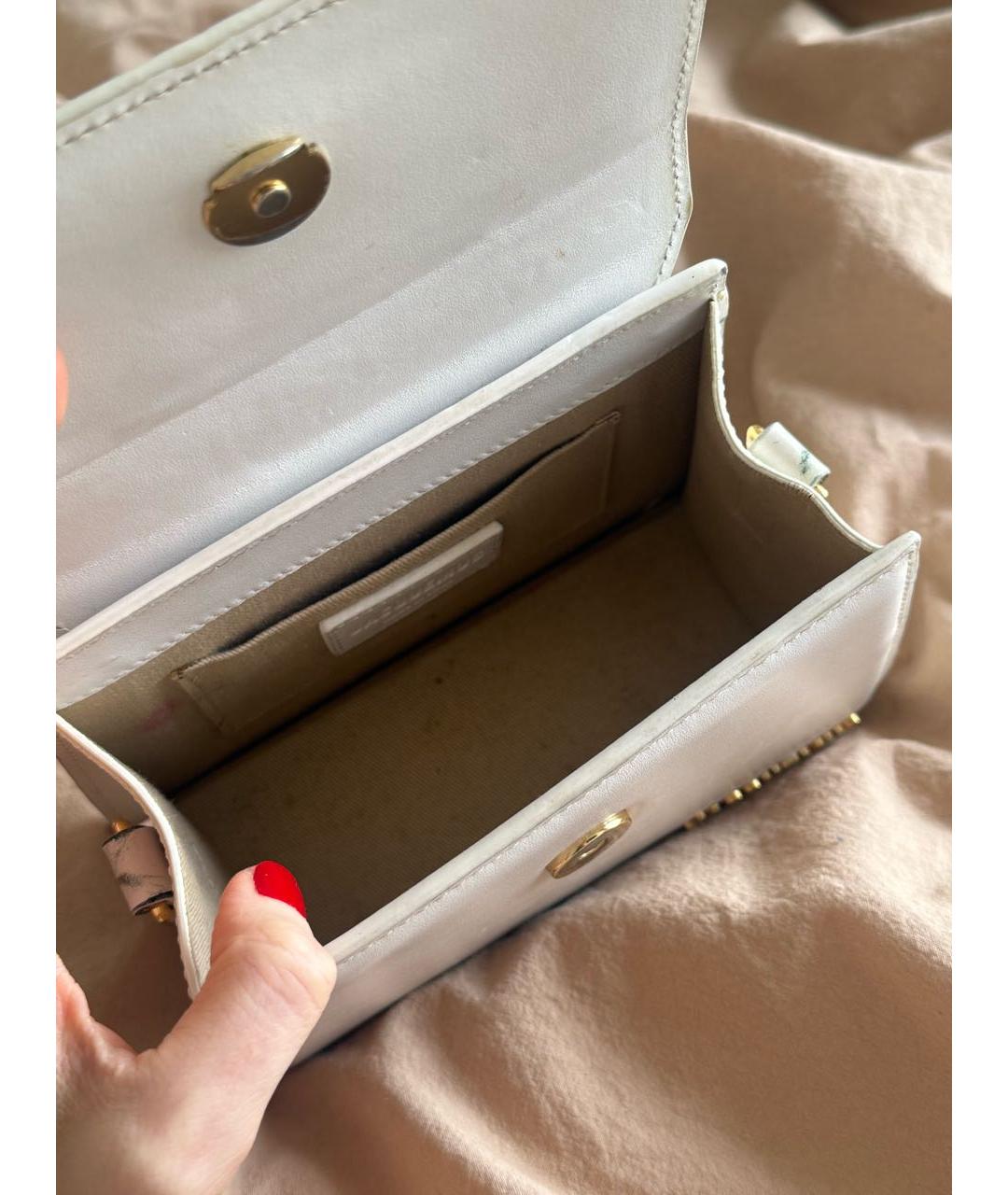 JACQUEMUS Белая кожаная сумка с короткими ручками, фото 4