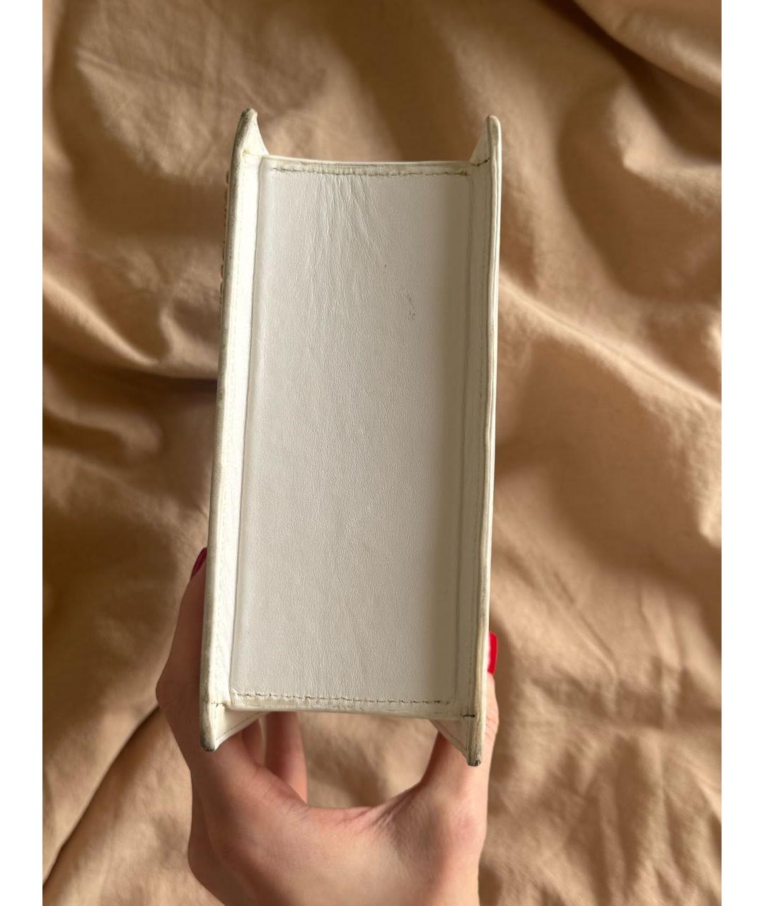 JACQUEMUS Белая кожаная сумка с короткими ручками, фото 5