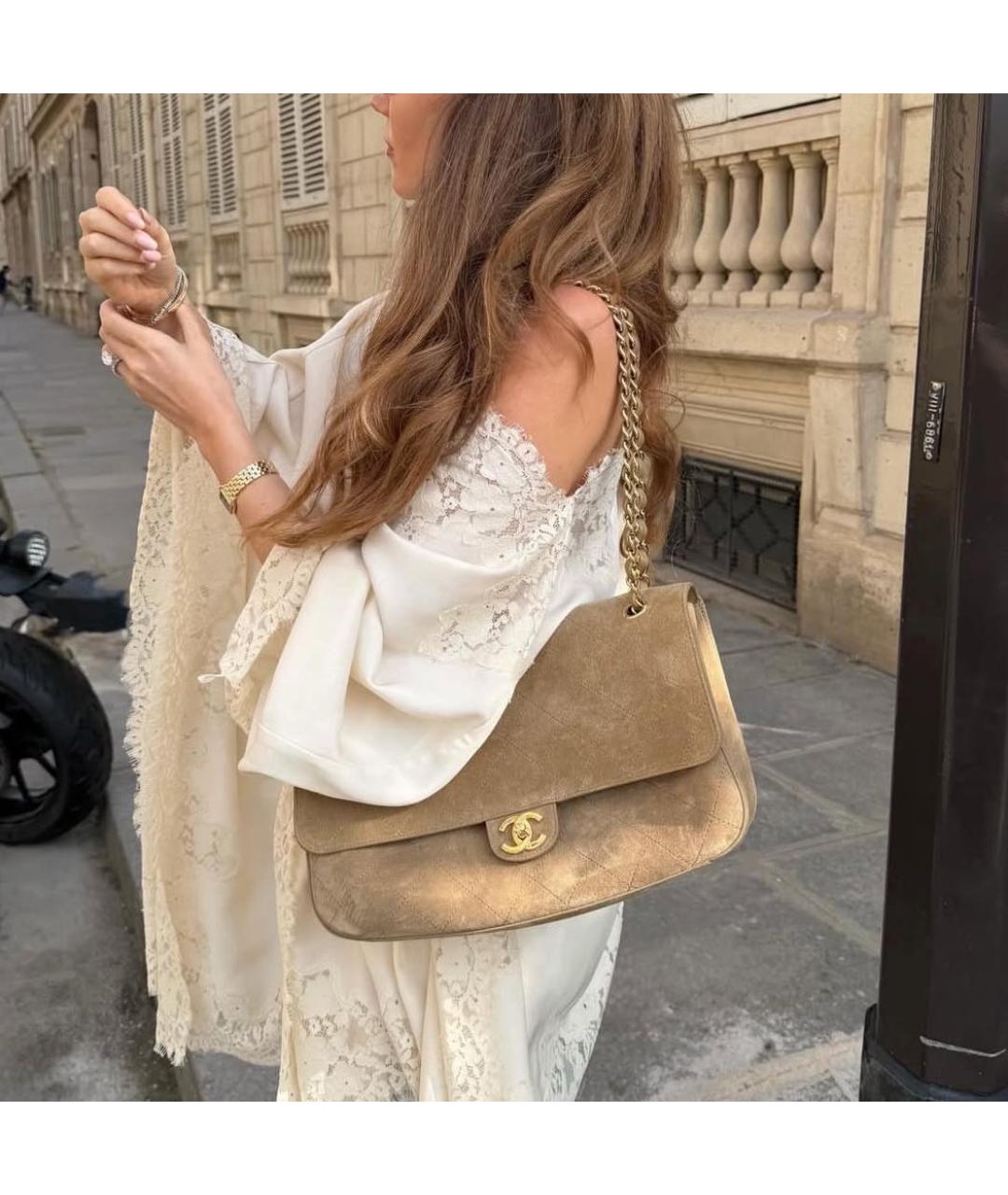 CHANEL Бежевая замшевая сумка через плечо, фото 4