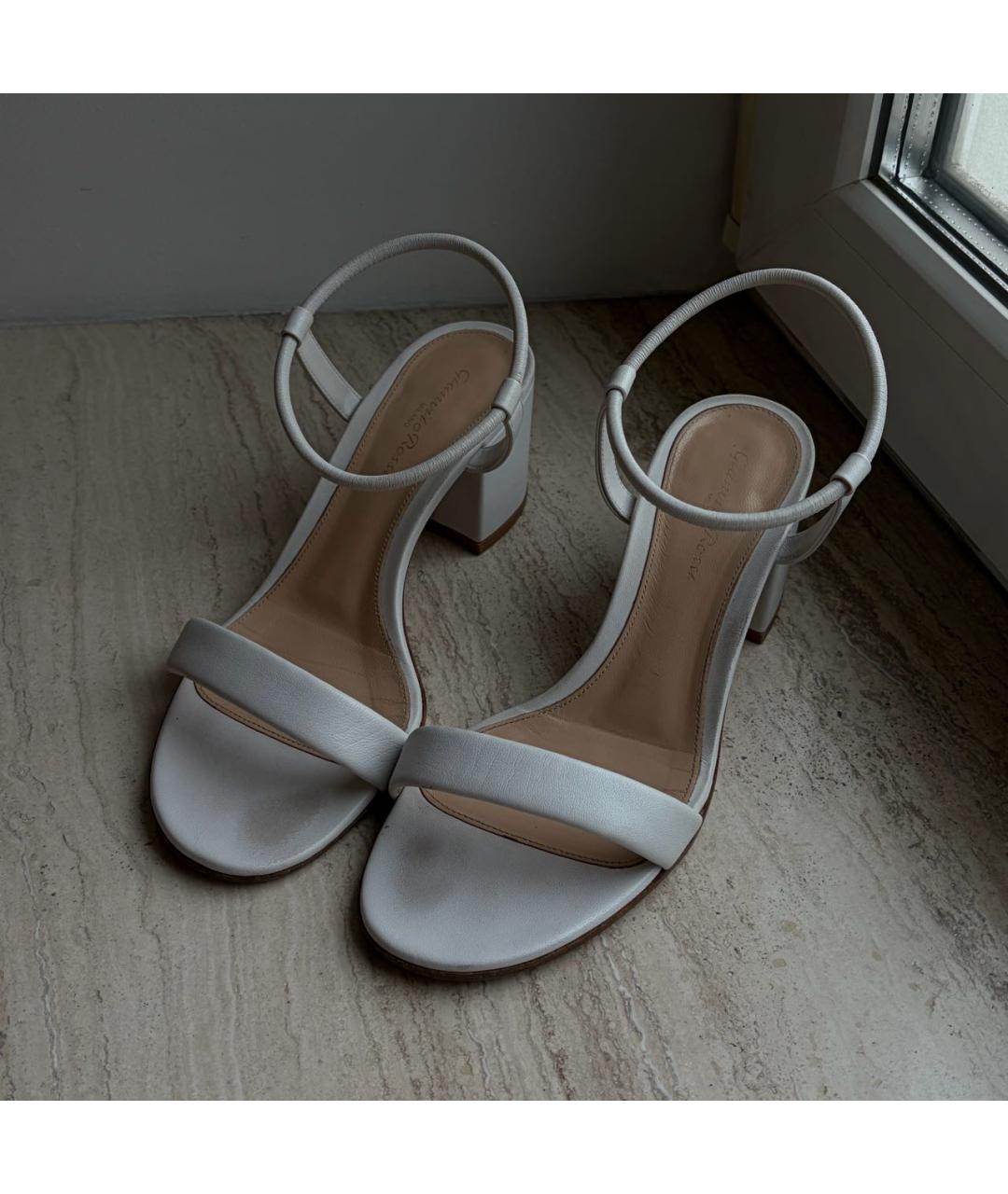 GIANVITO ROSSI Белые кожаные босоножки, фото 2