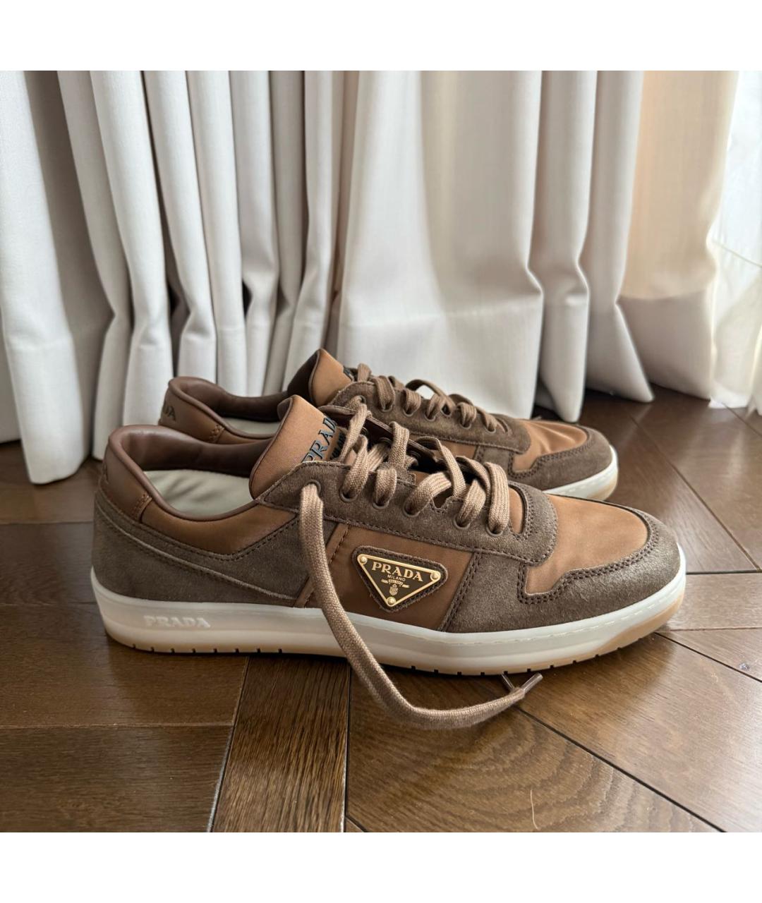 PRADA Коричневые замшевые низкие кроссовки / кеды, фото 2