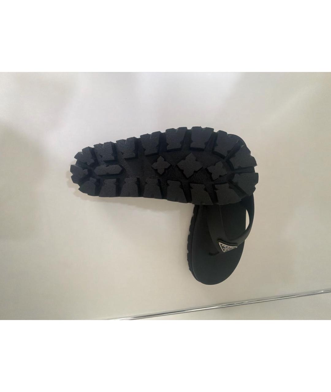 PRADA Черные резиновые шлепанцы, фото 6