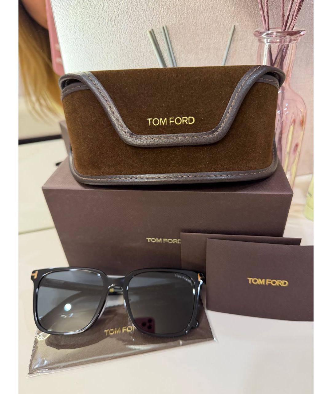 TOM FORD Черные пластиковые солнцезащитные очки, фото 4