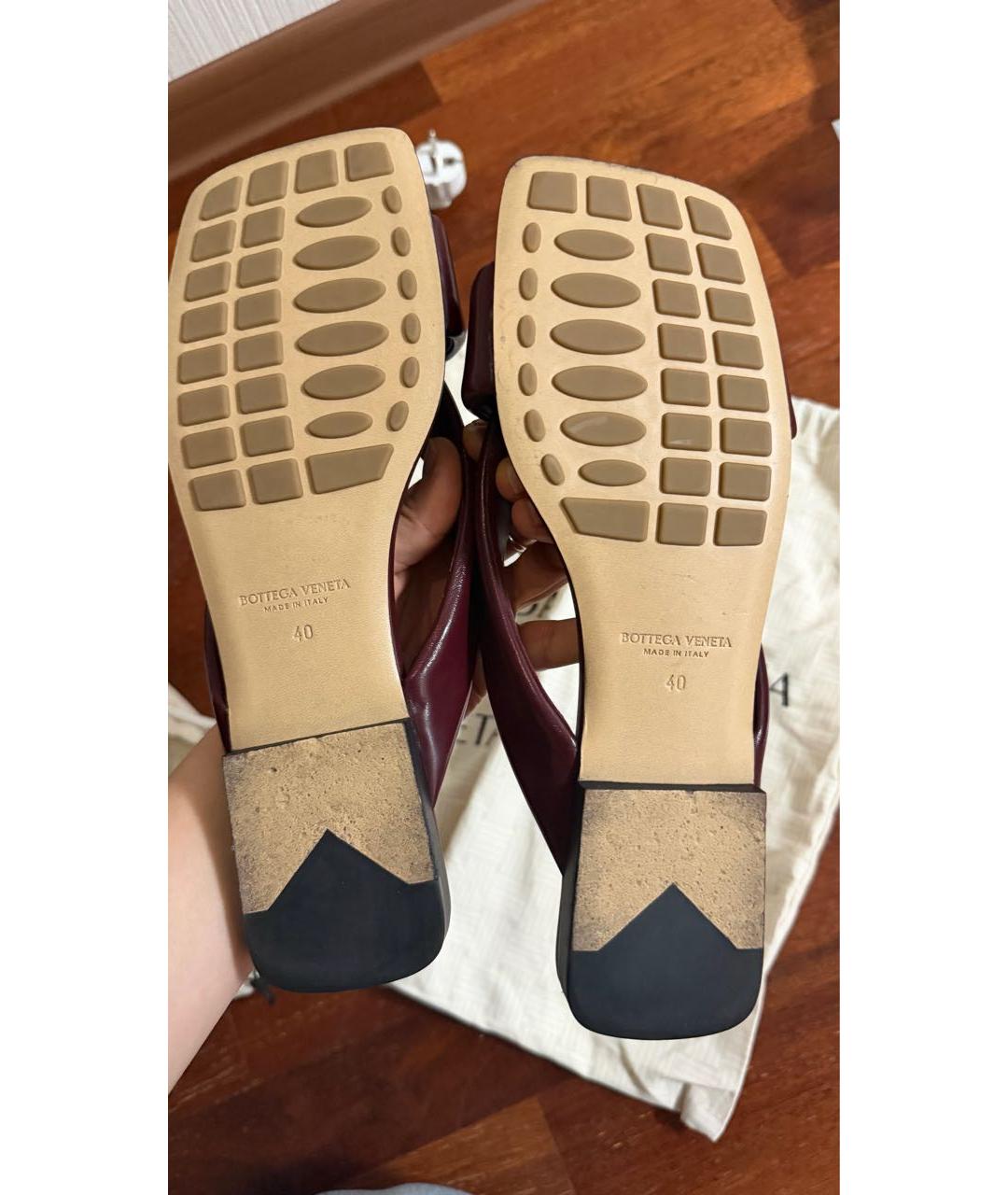 BOTTEGA VENETA Бордовые кожаные сандалии, фото 4