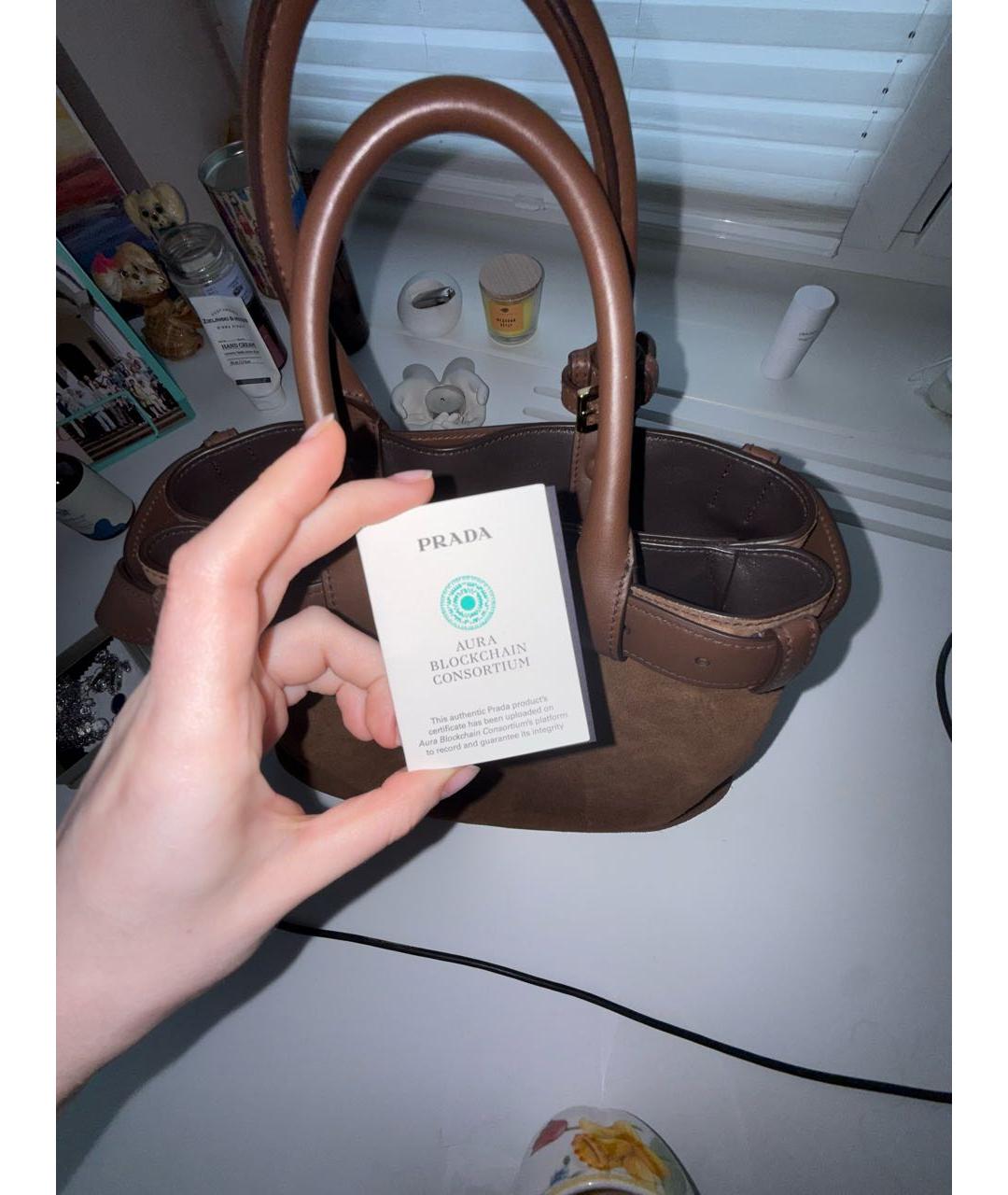 PRADA Коричневая замшевая сумка с короткими ручками, фото 6