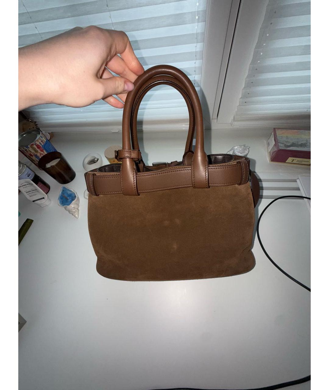 PRADA Коричневая замшевая сумка с короткими ручками, фото 3