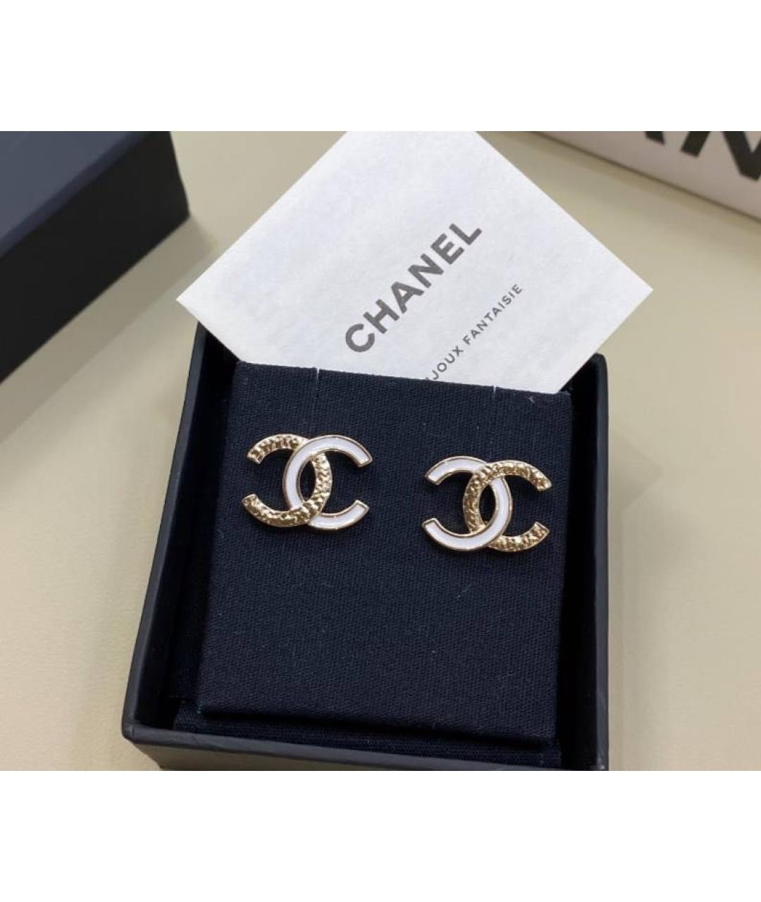 CHANEL Золотые металлические серьги, фото 2