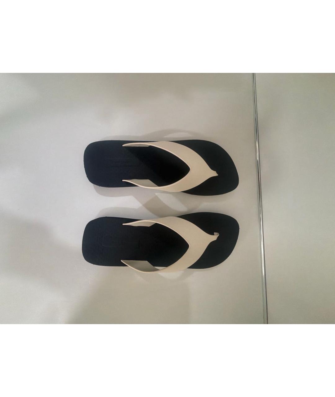 THE ROW Черные резиновые шлепанцы, фото 3