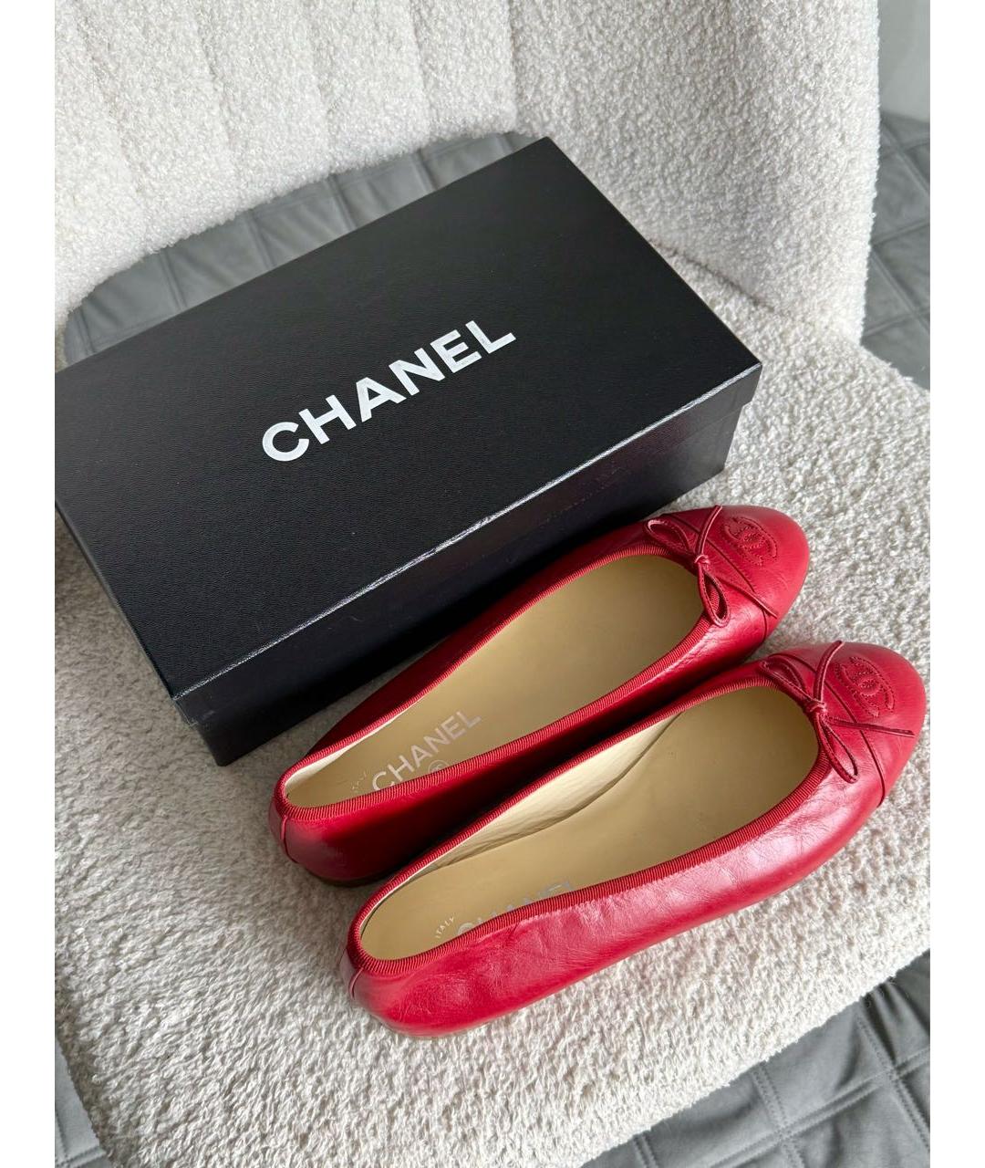 CHANEL Красные кожаные балетки, фото 9