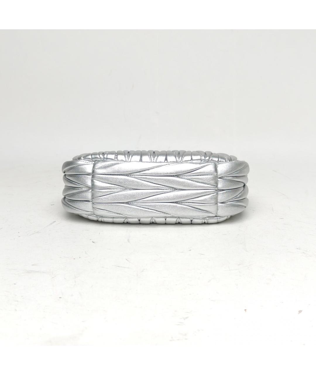 MIU MIU Серебряная кожаная сумка через плечо, фото 5