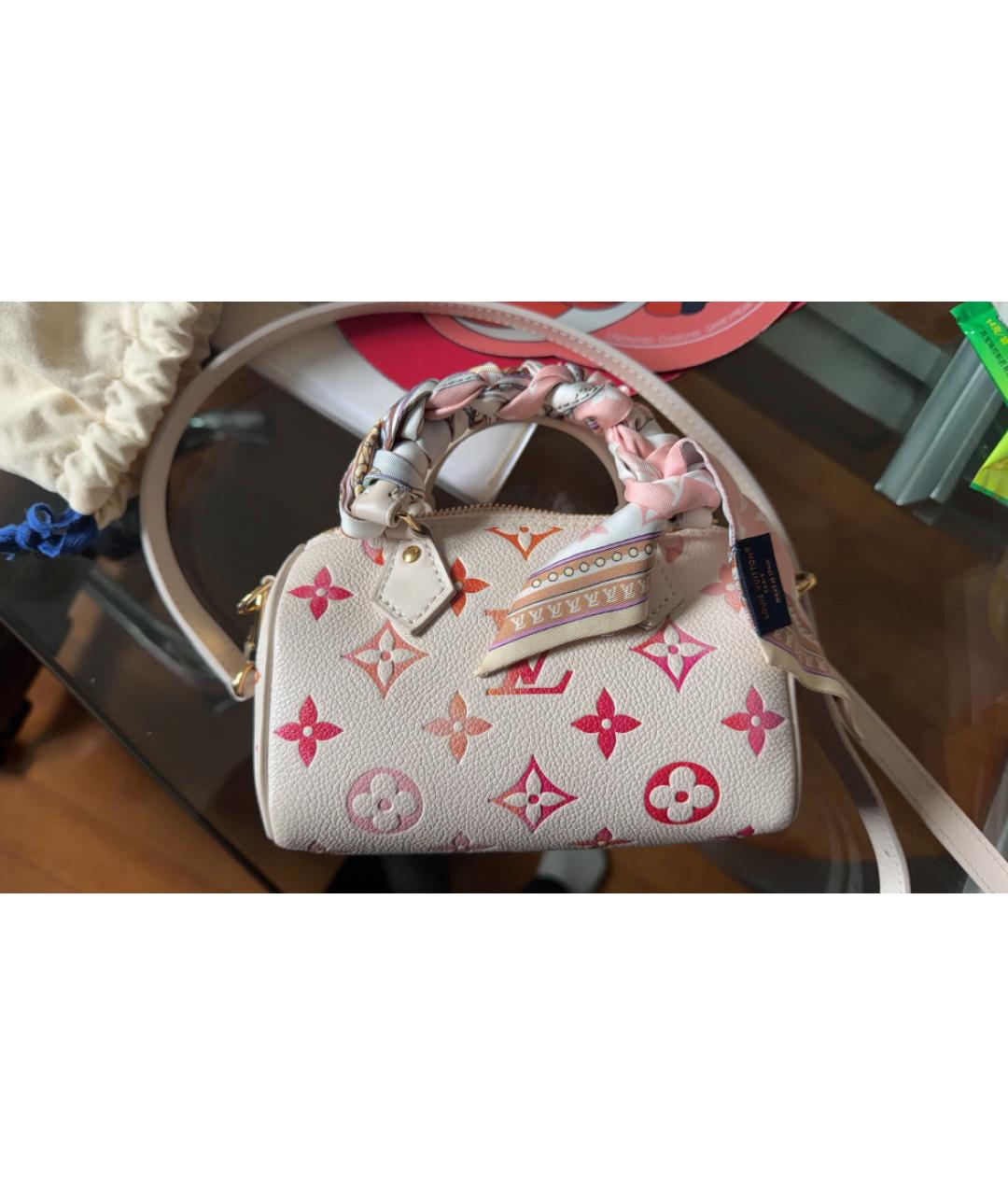 LOUIS VUITTON Белая кожаная сумка с короткими ручками, фото 7