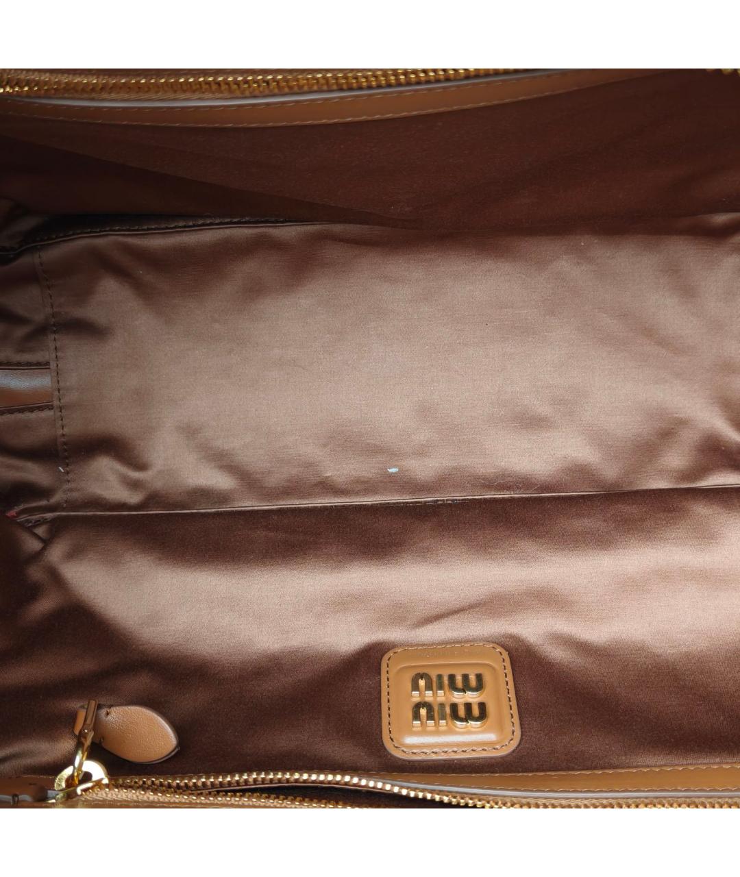 MIU MIU Коричневая кожаная сумка через плечо, фото 6