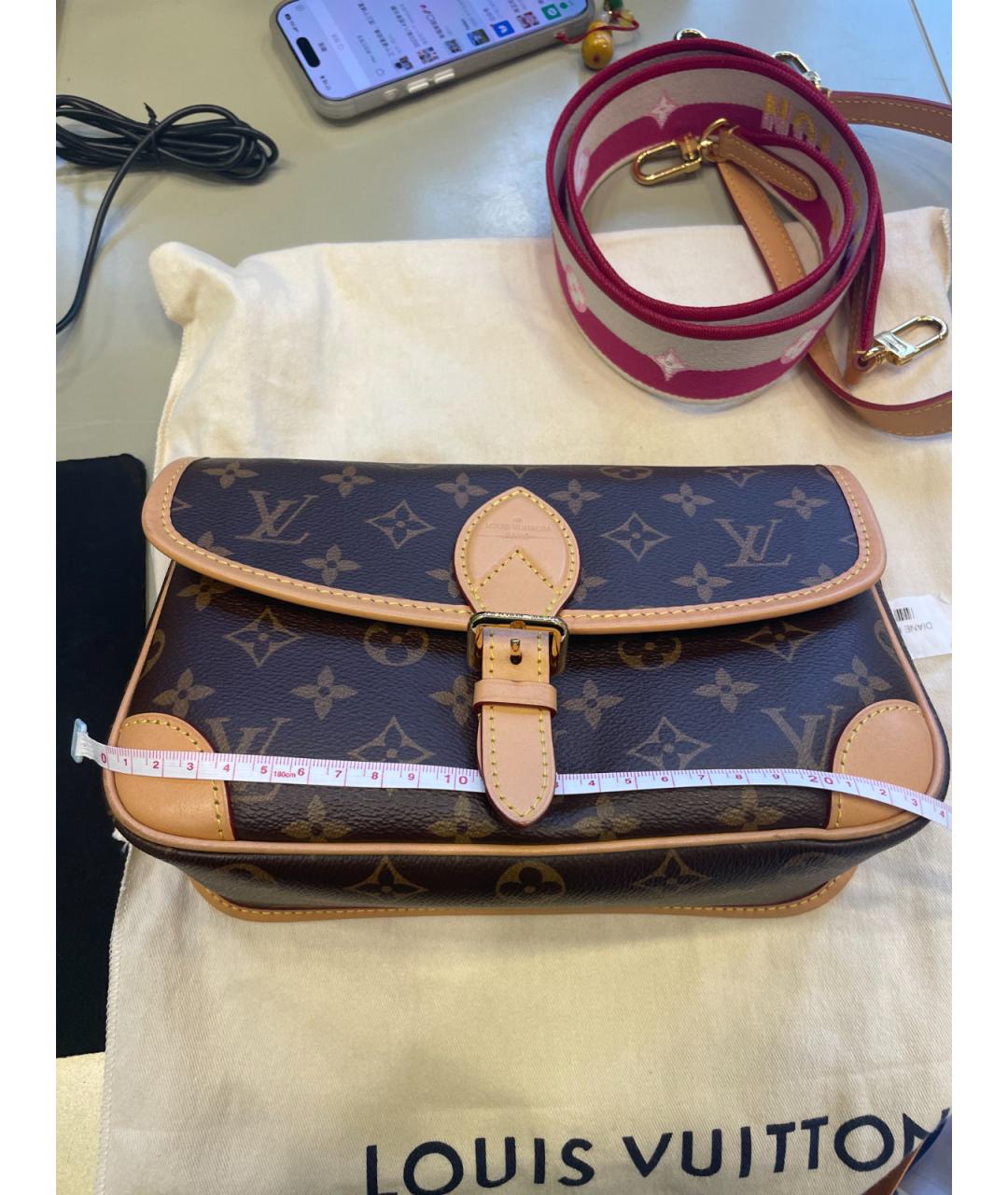 LOUIS VUITTON Коричневая сумка через плечо, фото 9