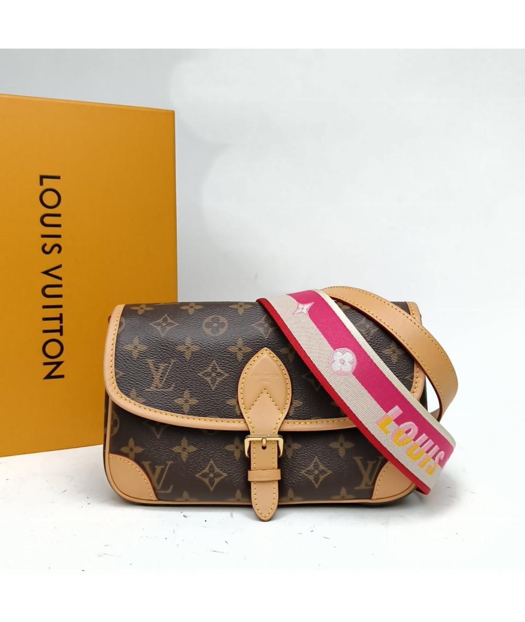 LOUIS VUITTON Коричневая сумка через плечо, фото 8