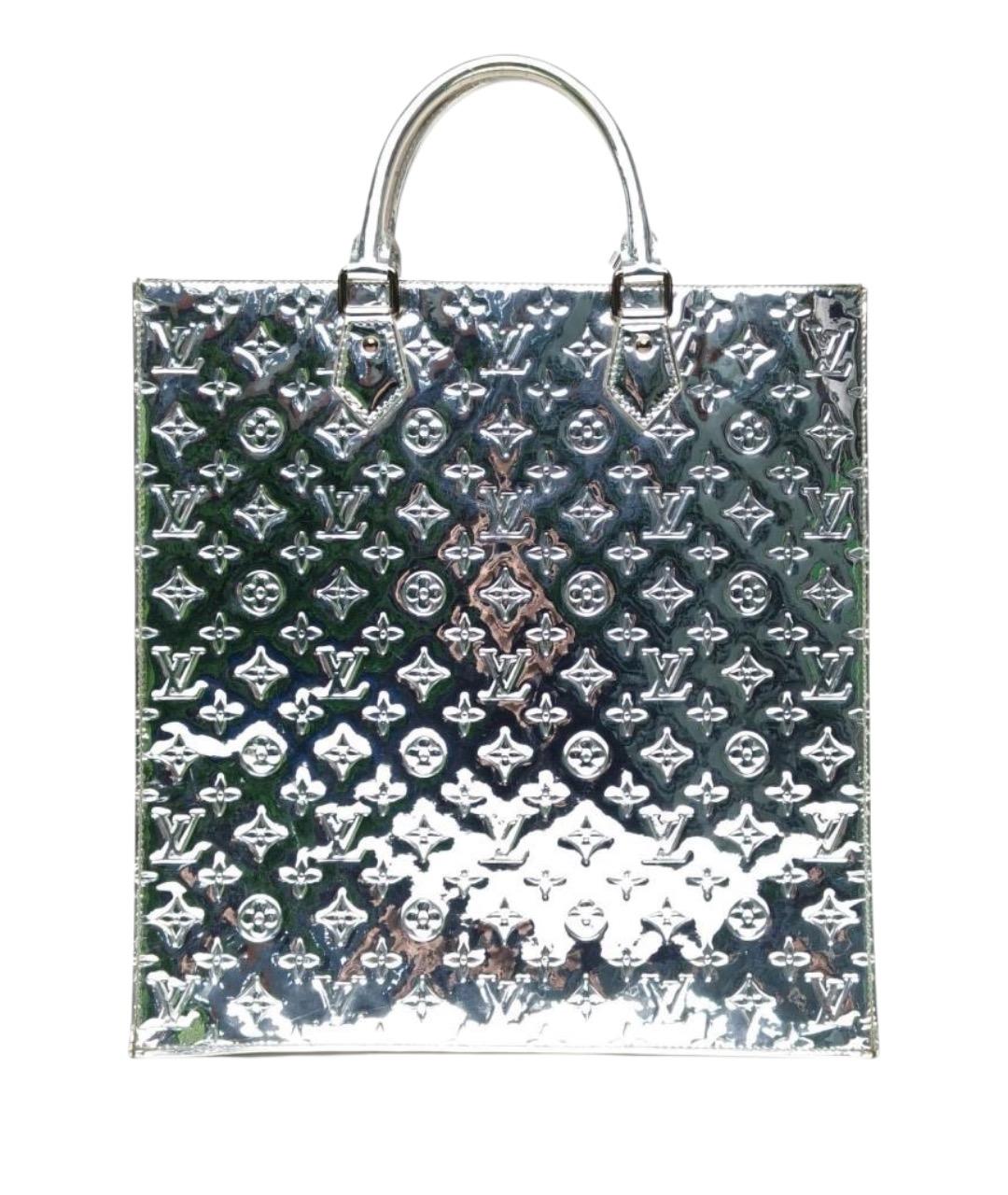 LOUIS VUITTON Серебряная сумка тоут из лакированной кожи, фото 1