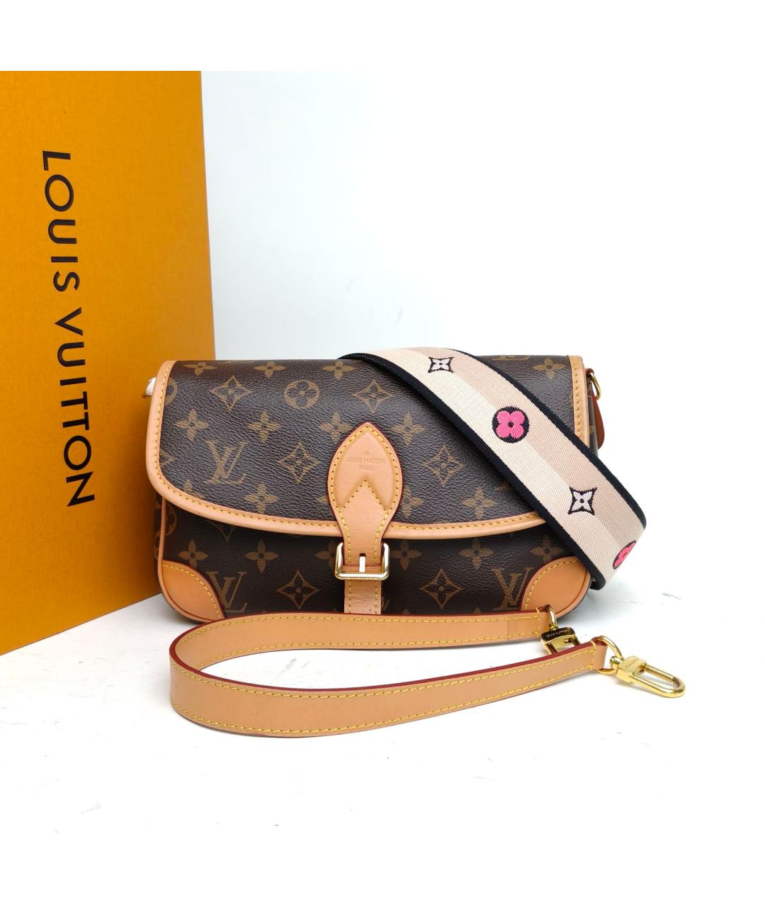 LOUIS VUITTON Коричневая сумка через плечо, фото 8