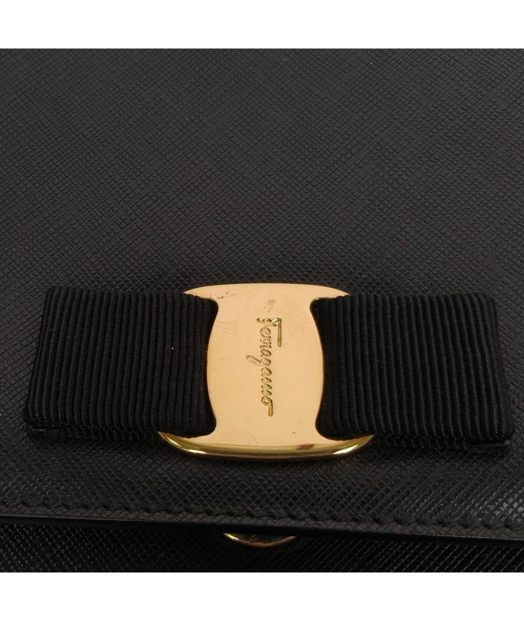 FERRAGAMO Черная кожаная сумка через плечо, фото 7