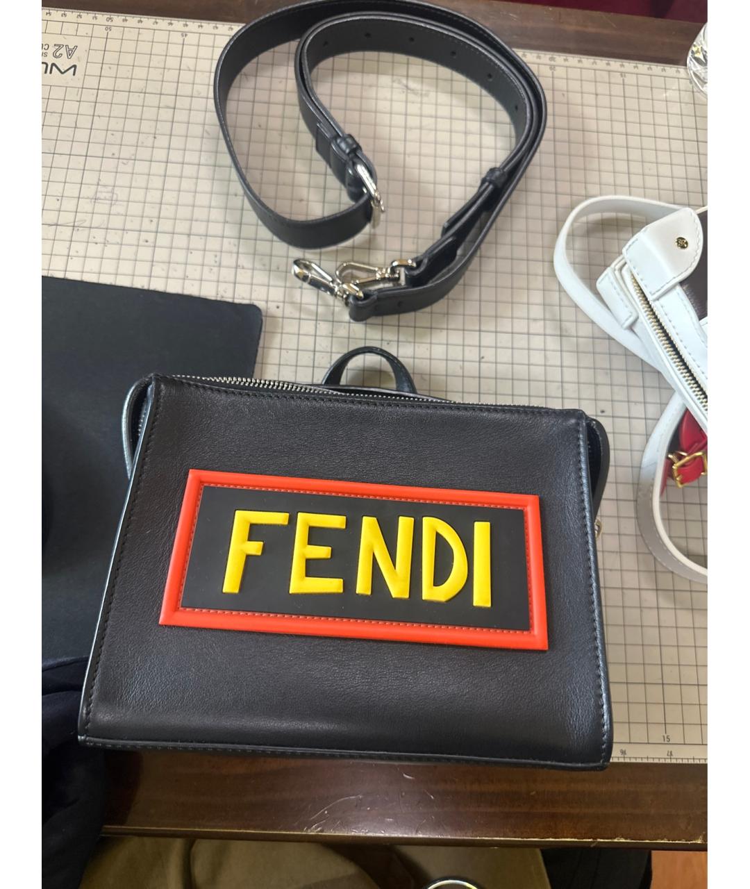 FENDI Черная кожаная сумка через плечо, фото 9