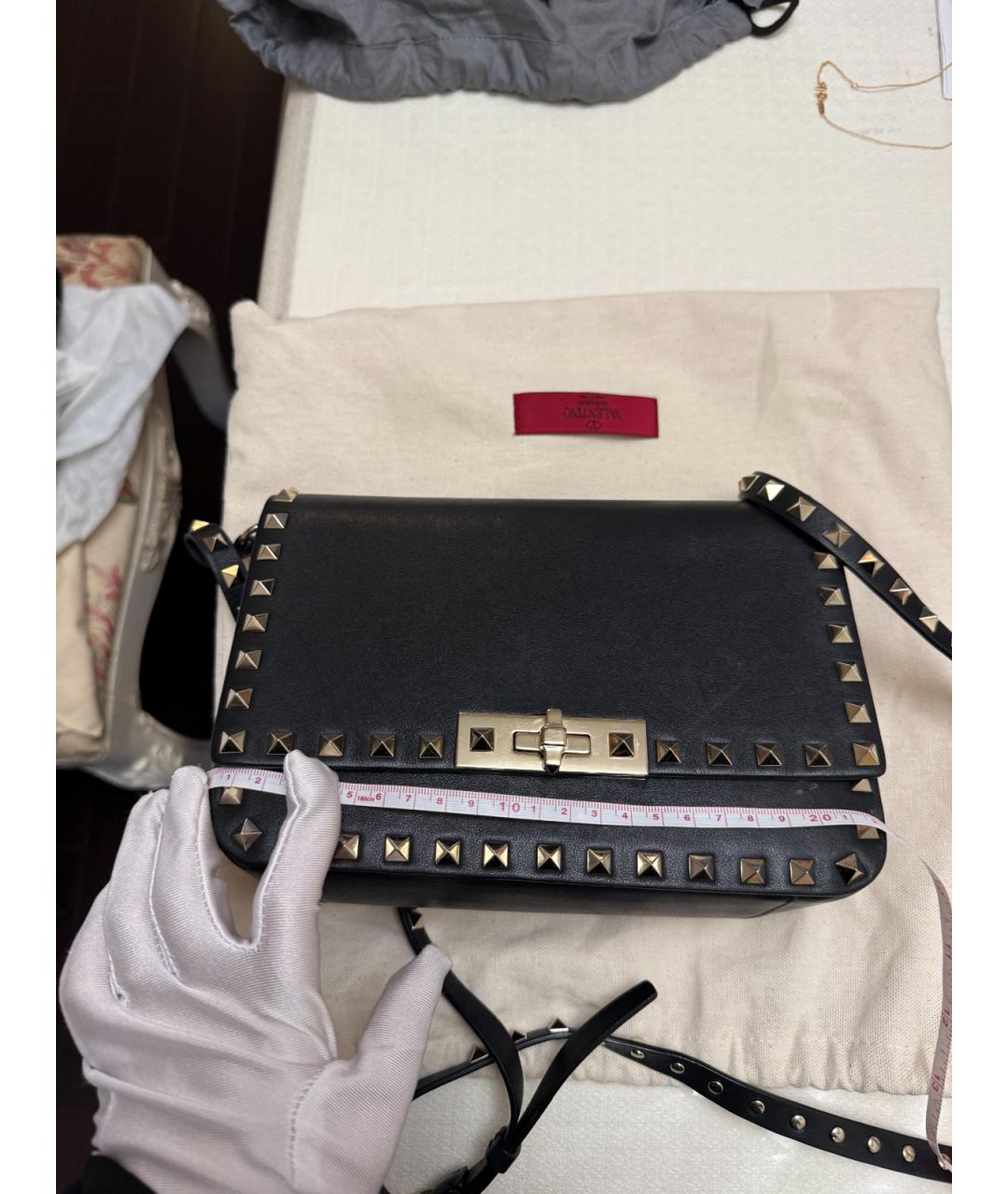 VALENTINO Черная кожаная сумка через плечо, фото 9